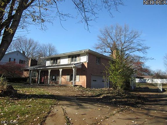 4th image of 1790 Lakeside Dr