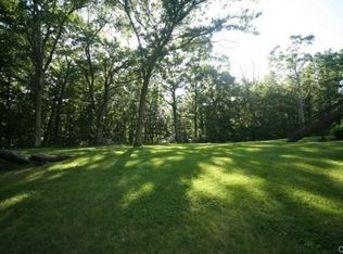 326 Mountain Rd, Wilton, CT 06897