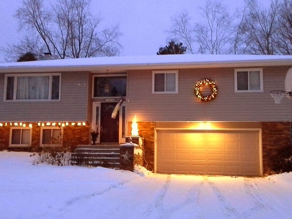 1st image of 1610 Lenard St