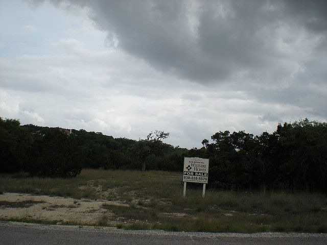 2nd image of 2212 Comal Spgs