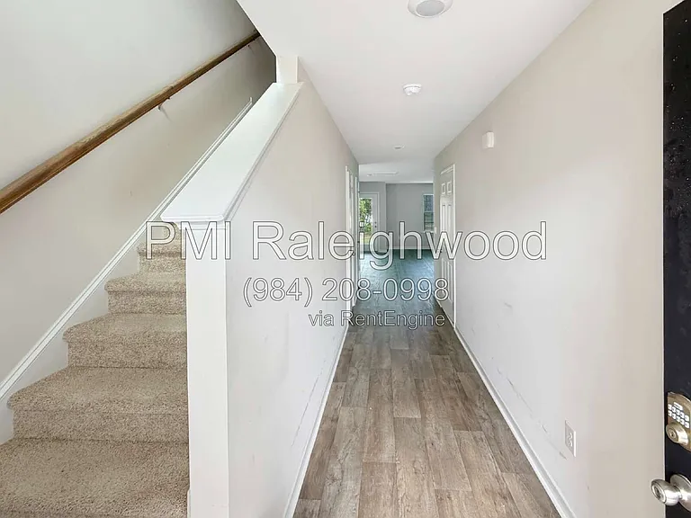 2301 Gracie Ln — Photo 4