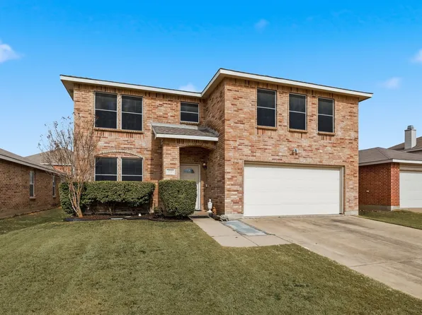 1717 Trego Dr, Justin, TX 76247