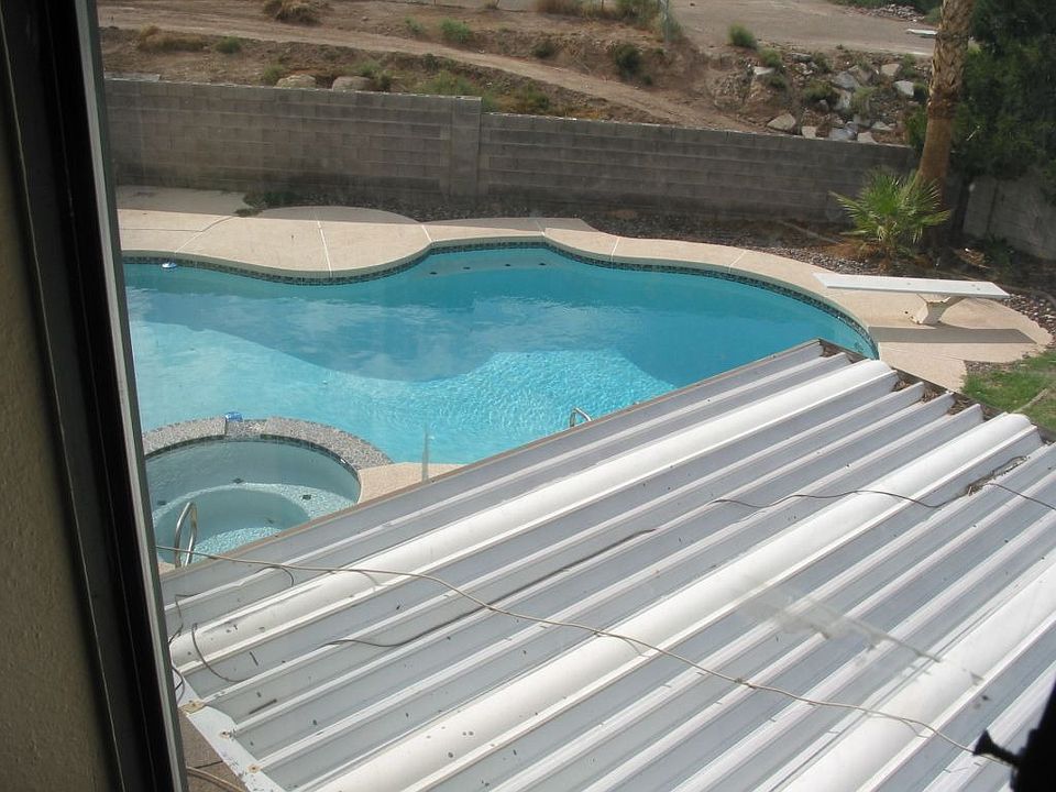 1st image of 2436 La Casa Dr