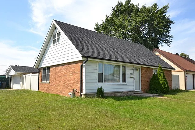 9054 Martin Ln photo 1