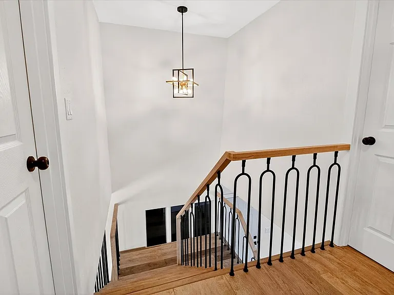 208 Coral Dr — Photo 26