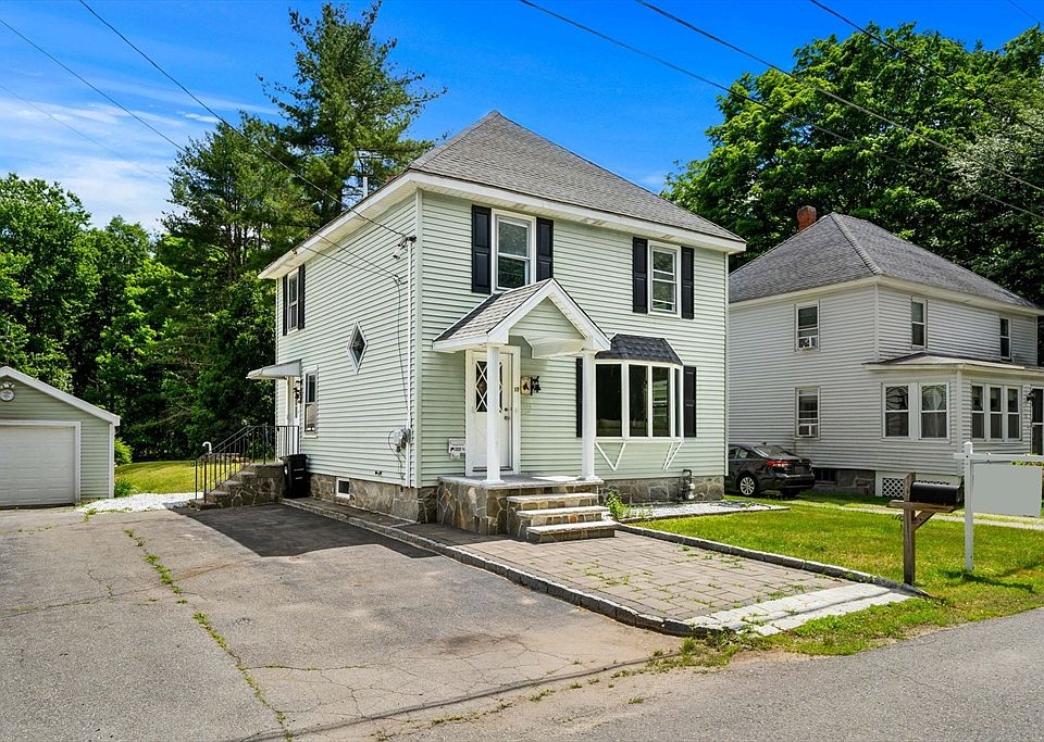 1st image of 17 Maple St