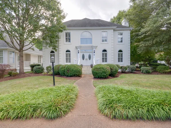 4661 Church Point Pl, Virginia Beach, VA 23455