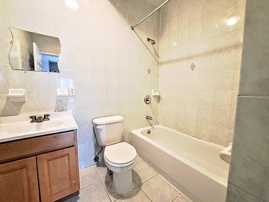 Rented by Friedman Mayer, LREB | media 8