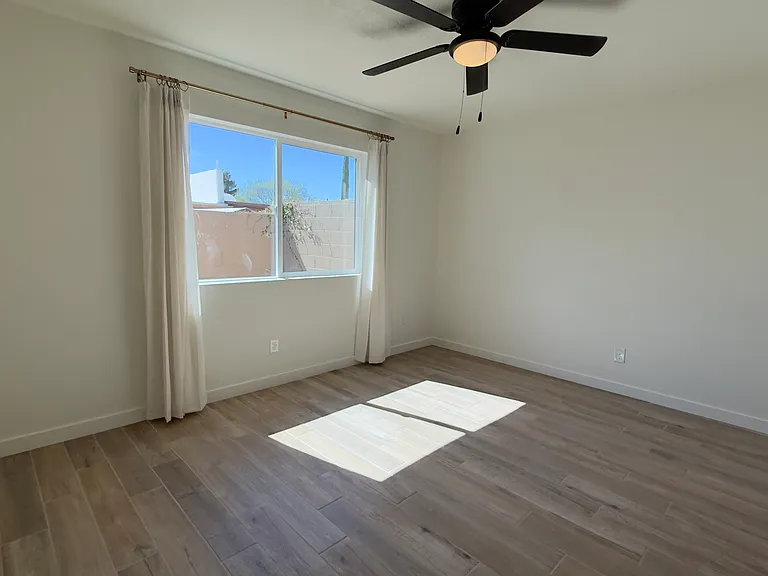 4506 Buena Loma Way #A — Photo 18