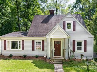 16 Dew Waite Rd, Black Mountain, NC 28711