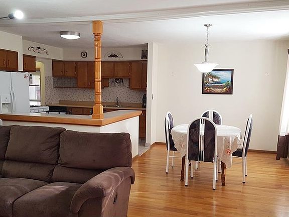 5th image of 6341 Franklyn Blvd
