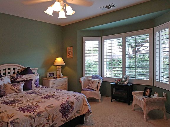 4th image of 78544 Glastonbury Way