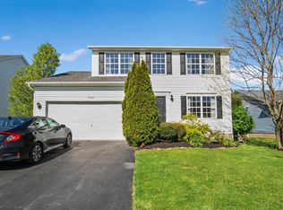 1568 Roscommon Dr, Pataskala, OH 43062