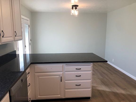 4th image of 1865 Ribbonwood Dr