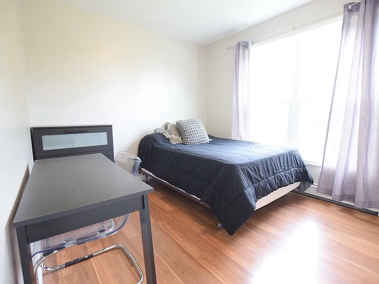 605 S Aurora St — Photo 16