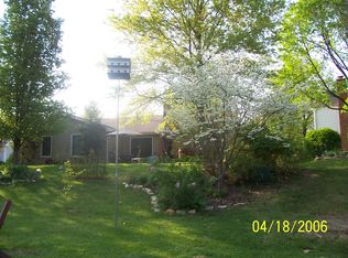 1868 Dougherty Terrace Dr, Ballwin, MO 63021