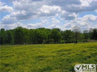 2120 Joe Brown Rd, Columbia, TN 38401