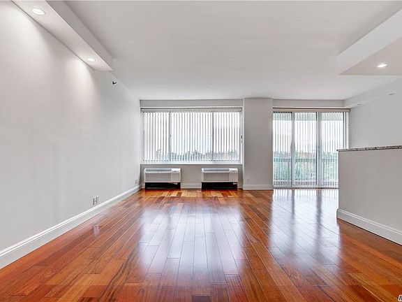 3rd image of 111 Cherry Valley Ave APT 614W