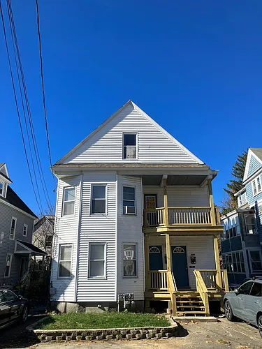 772 Hall St Photo 1