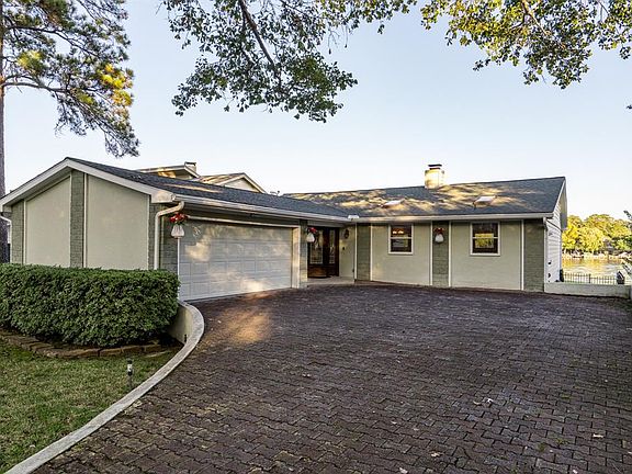 2nd image of 3130 Canterbury Ln