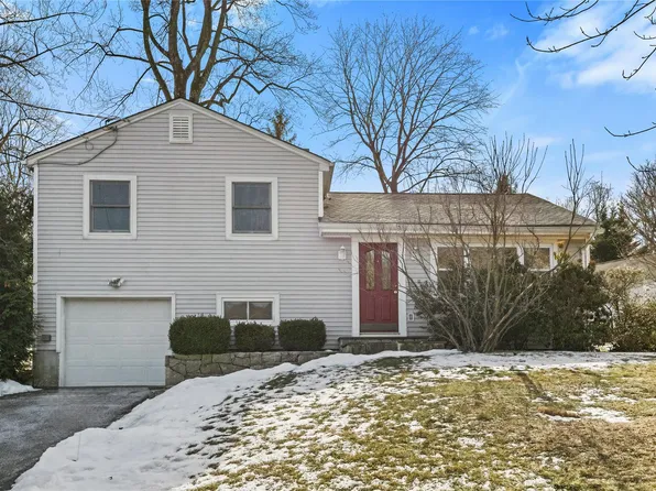 679 Washington Avenue, Pleasantville, NY 10570
