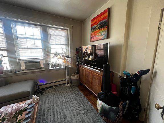 4th image of 206 Massachusetts Ave #6R