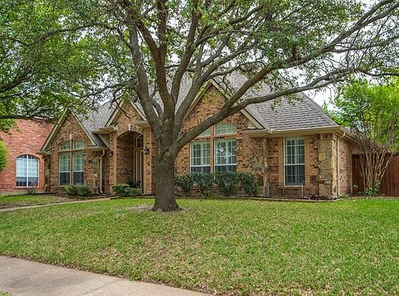3rd image of 4612 Hinton Dr