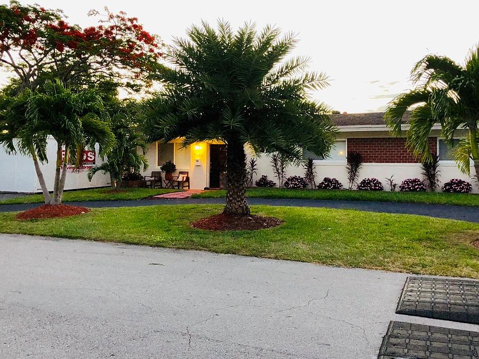 1st image of 7485 SW 140th Dr