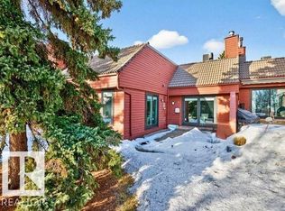 500 Lessard Dr NW #12, Edmonton, AB T6M1G1