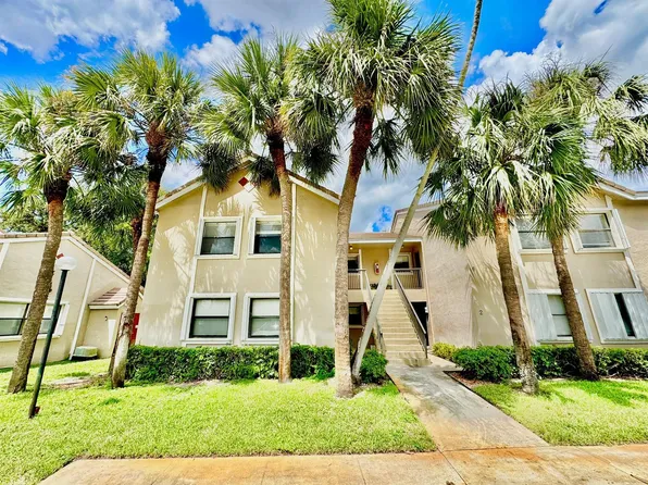 9657 Riverside Dr, Pompano Beach, FL 33071