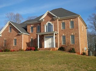 1152 Overlake Ave, Forest, VA 24551