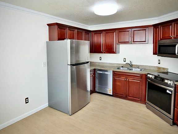 4th image of 3512 Paseo De Los Americanos Unit 93
