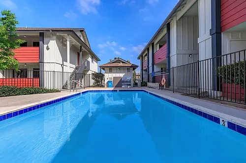 Hollister Creek Village Photo 1