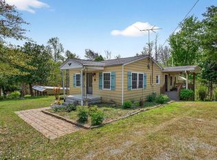 1932 Holly Creek Rd, Celina, TN 38551