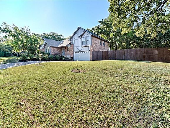 2nd image of 6728 N Park Dr