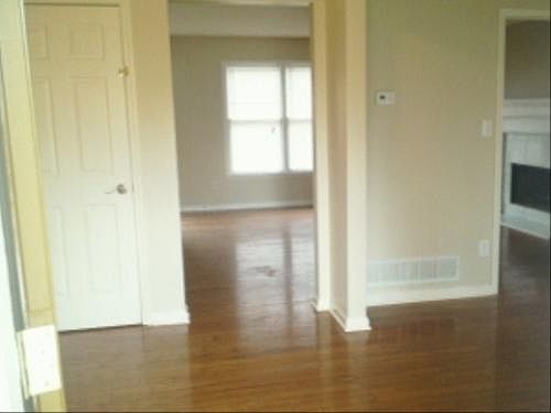 5th image of 168 Crown Forest Dr