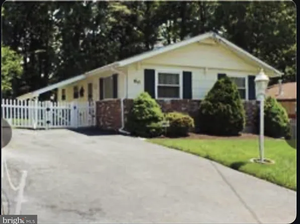 60 N Oakland Ave, Runnemede, NJ 08078