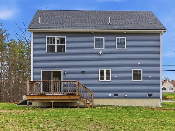 2nd image of 175 Rangeway Rd