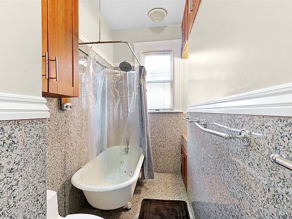 3rd image of 128 Fillmore St #4924353