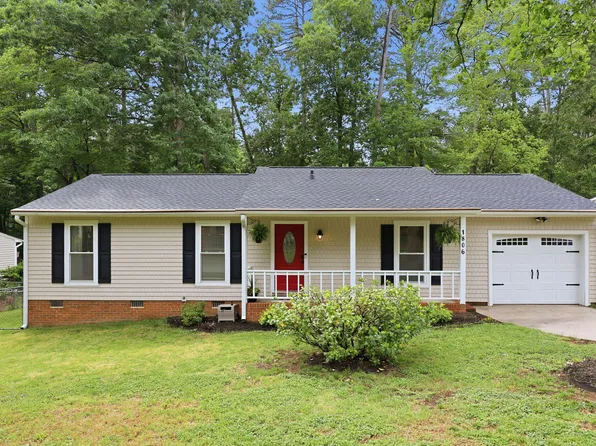 1806 Tarbert Dr, Cary, NC 27511