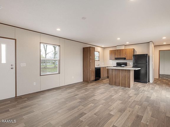 5th image of 1063 Jeffrey Broussard Rd