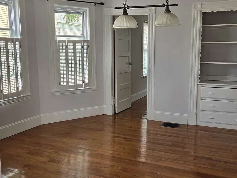 8 Parsonage Rd — Photo 9
