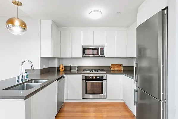 Sold by Compass | media 7