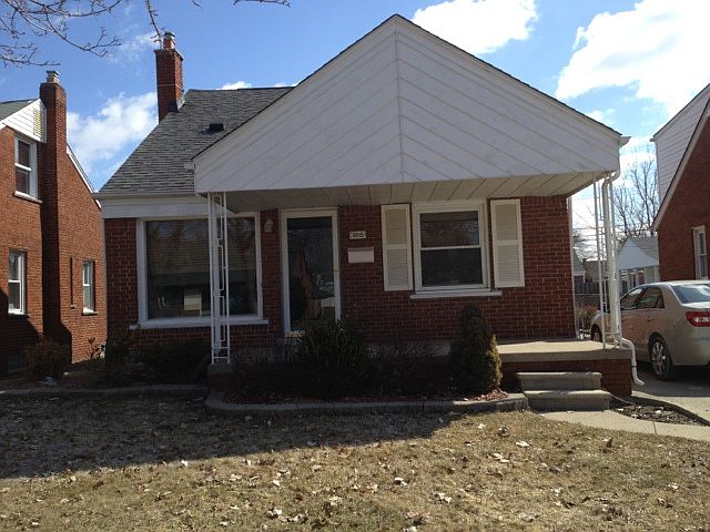 1st image of 9815 Quandt Ave