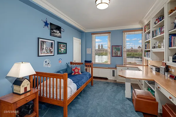 Sold by Corcoran | media 7