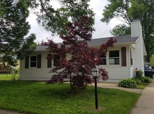 308 Elder Ln NW, Cedar Rapids, IA 52405