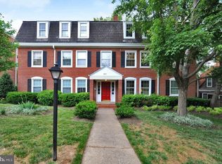 4811 31st St S APT C1, Arlington, VA 22206