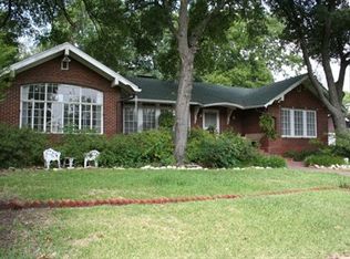 702 N 25th St, Corsicana, TX 75110