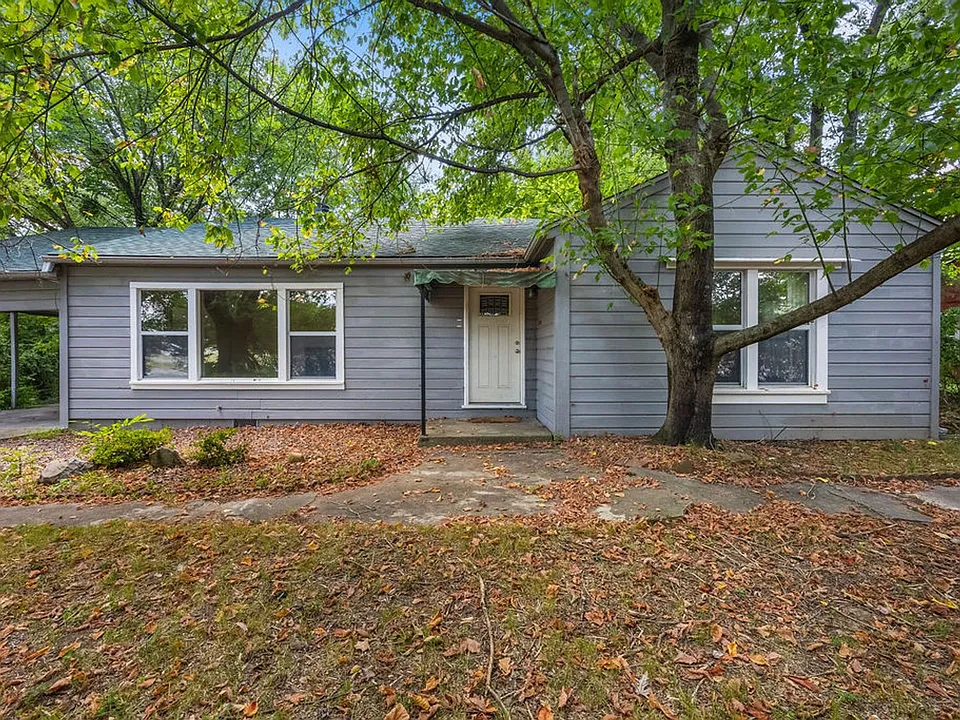 2445 W Mount Comfort Rd