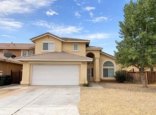 12443 Luna Rd, Victorville, CA 92392